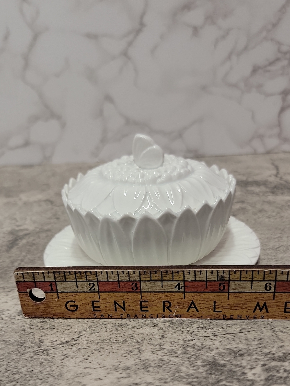 Vintage PV France Sunflower covered dish - Picture 10 of 10